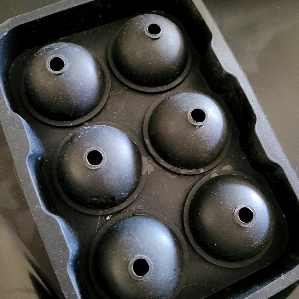 Ice Ball maker